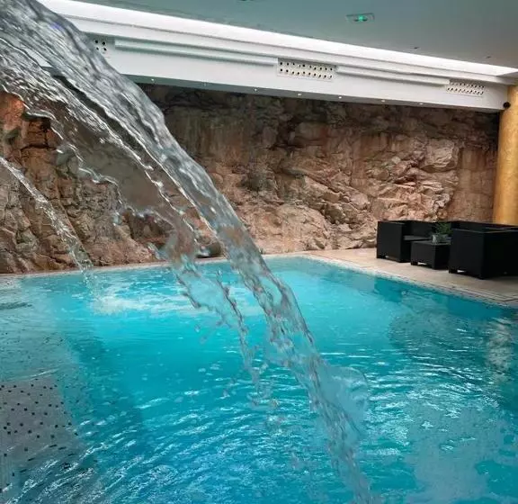 هتل Madonna Delle Grazie