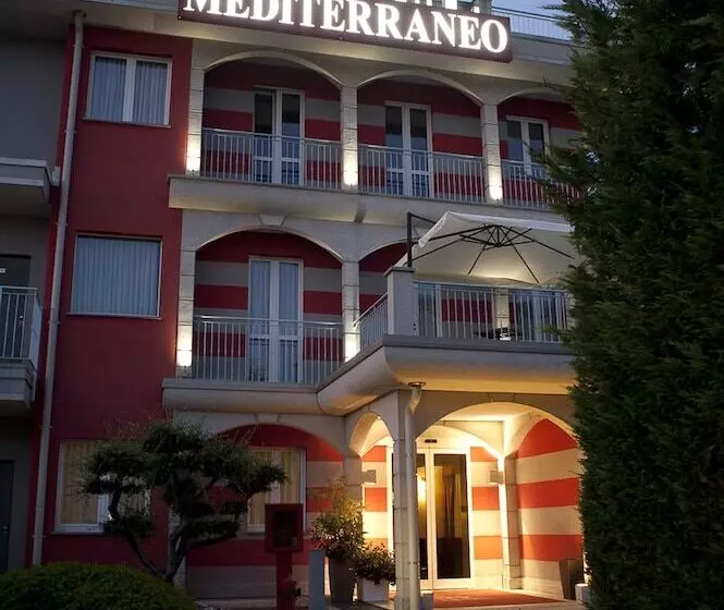 בית מלון כפרי Mediterraneo