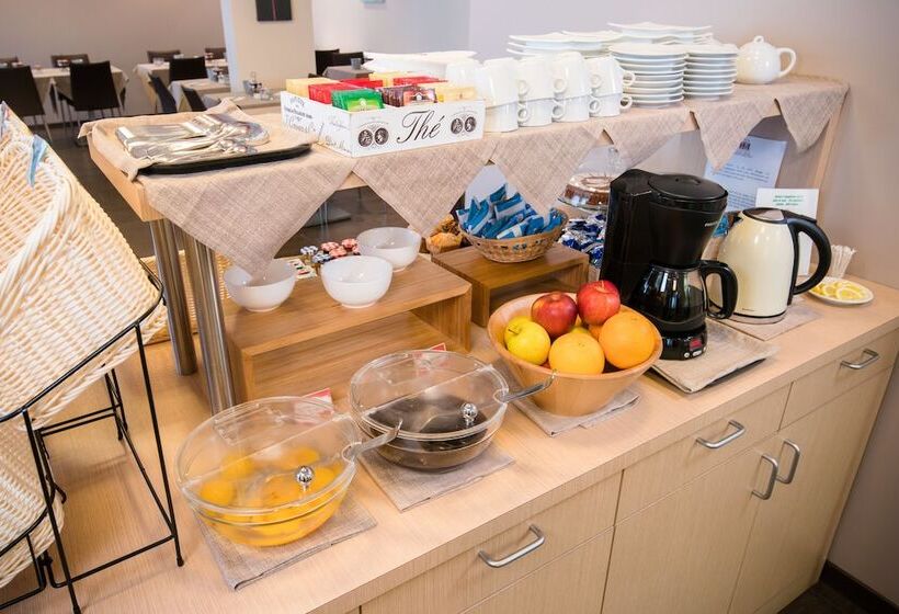 ホテル Mediterraneo