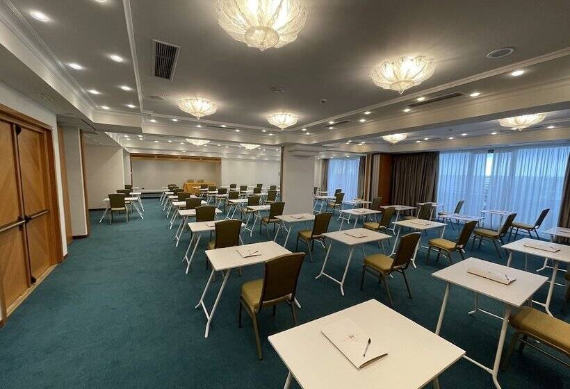 My Way Hotel & Events