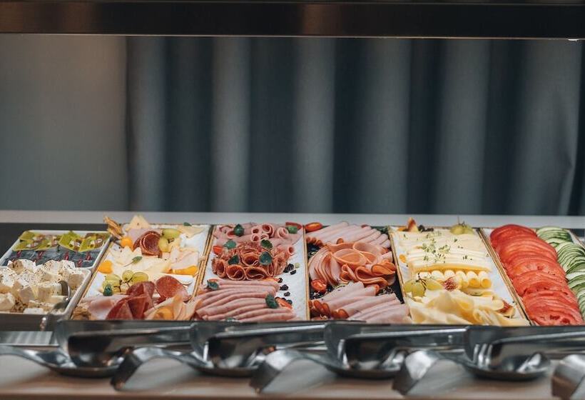 My Way Hotel & Events