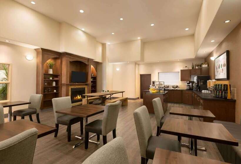 호텔 Ramada By Wyndham Drayton Valley