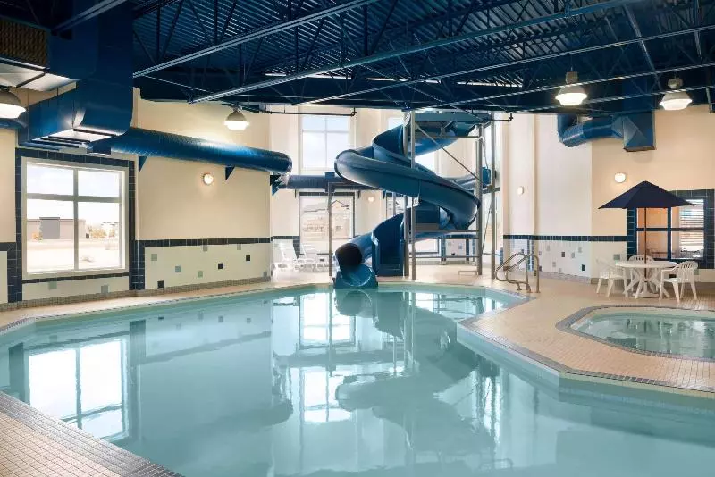 호텔 Ramada By Wyndham Drayton Valley