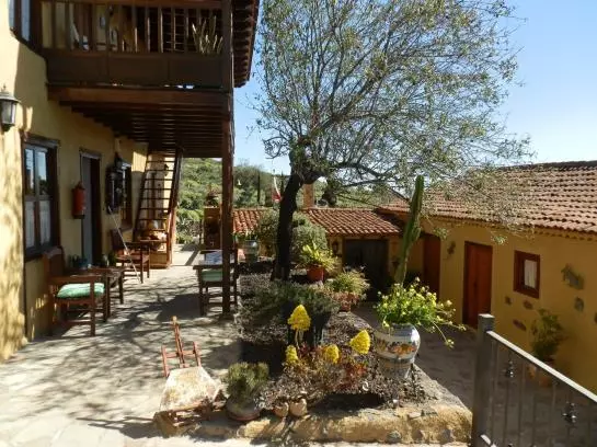 Hotel Rural La Correa Del Almendro & Bubble Experience   Adults Only
