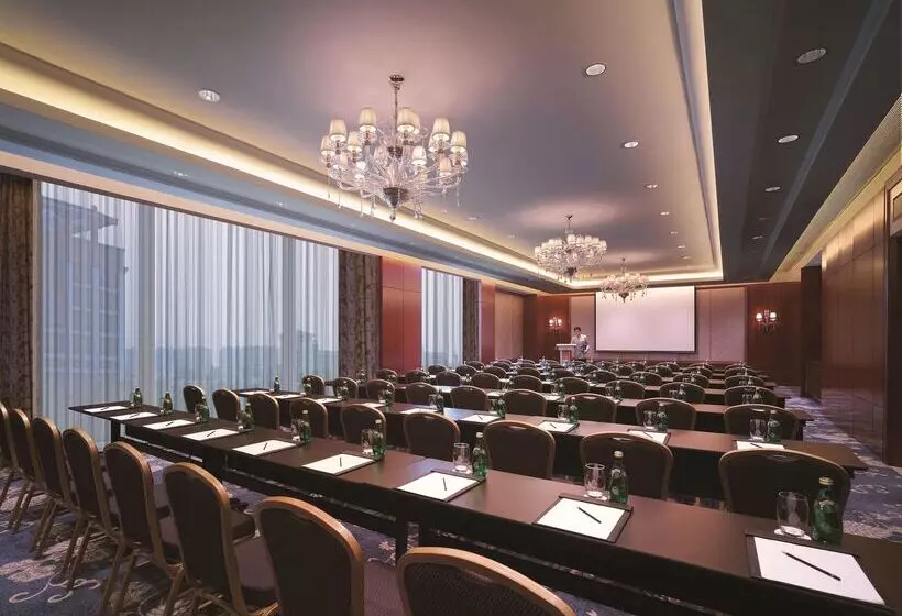 Отель Shangrila Guilin