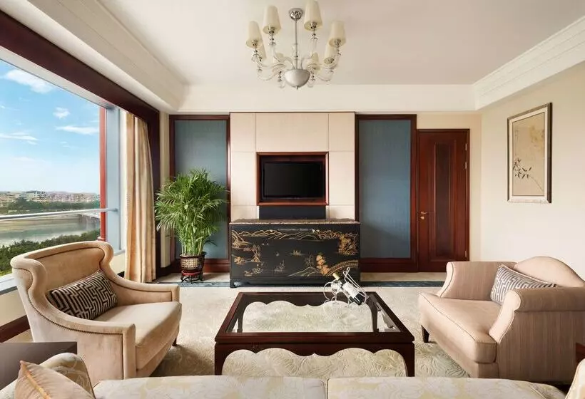 Отель Shangrila Guilin