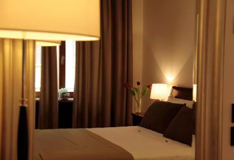 Hotel St. Peter  Six Rooms & Suites