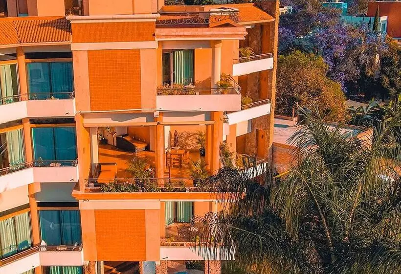 Hôtel Suites Xadani