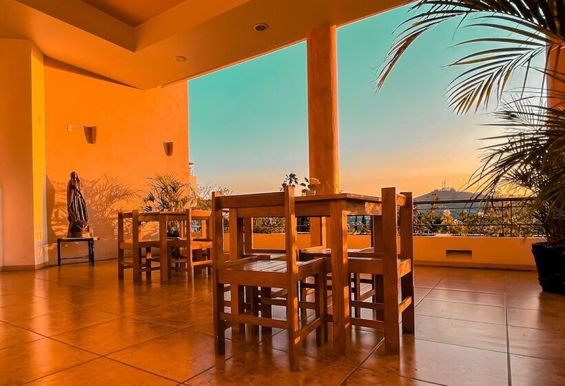 فندق Suites Xadani