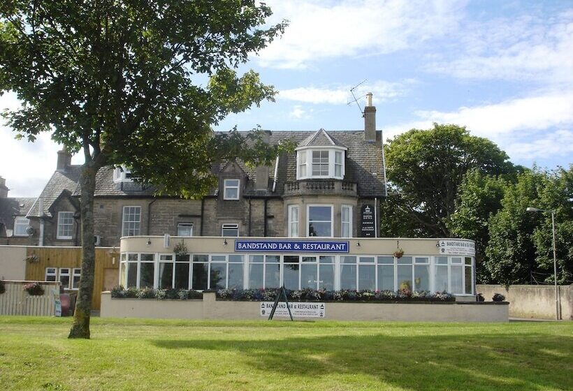 בית מלון כפרי The Bandstand