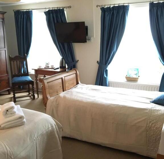 בית מלון כפרי The Old Well Inn