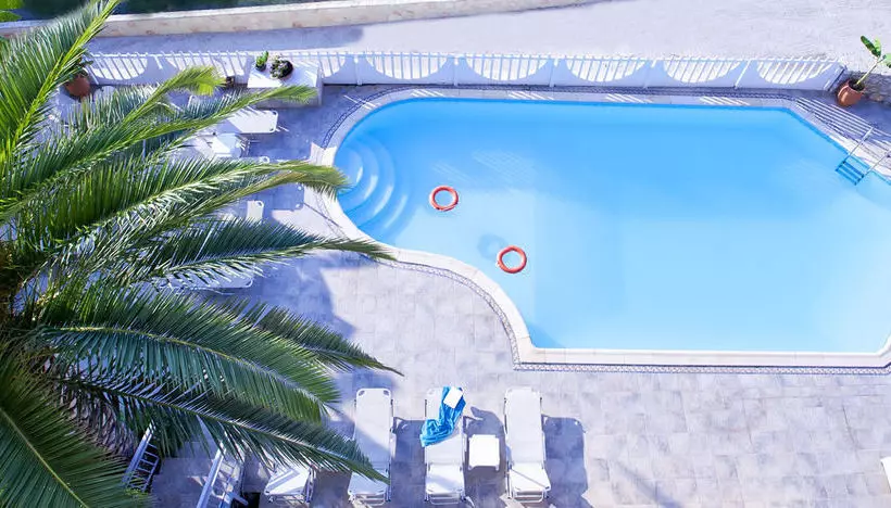 Viaros Hotel Apartments