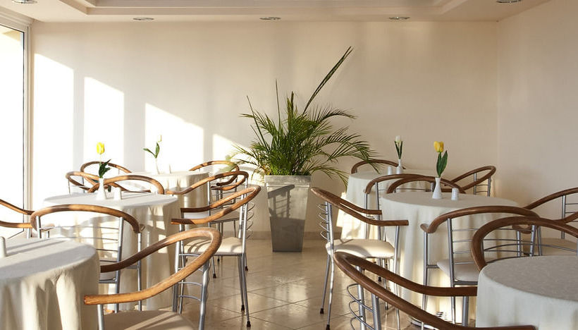 Viaros Hotel Apartments