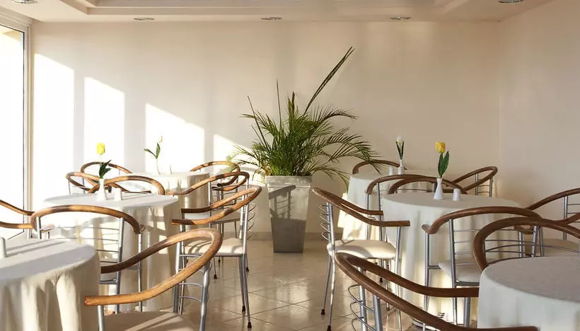 Viaros Hotel Apartments