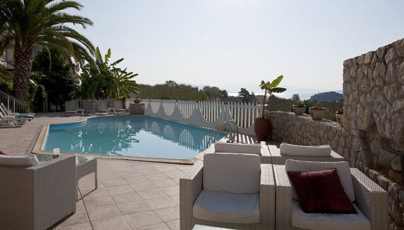 Viaros Hotel Apartments