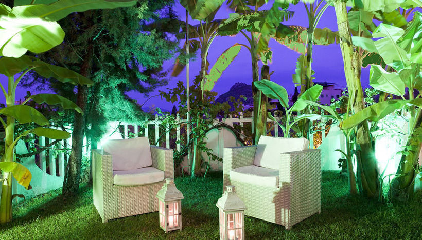 Viaros Hotel Apartments