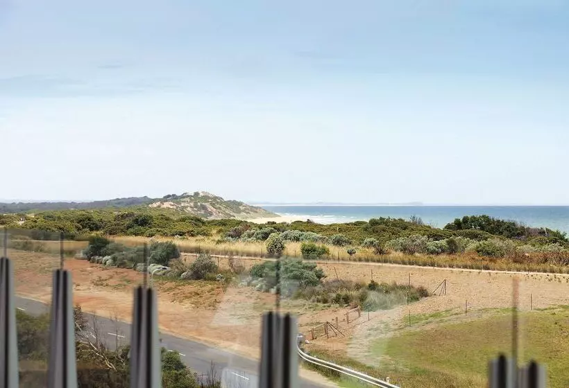 Отель Wyndham Resort Torquay