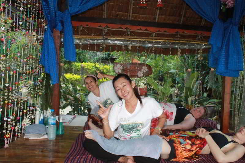 Phi Phi Relax Beach Resort