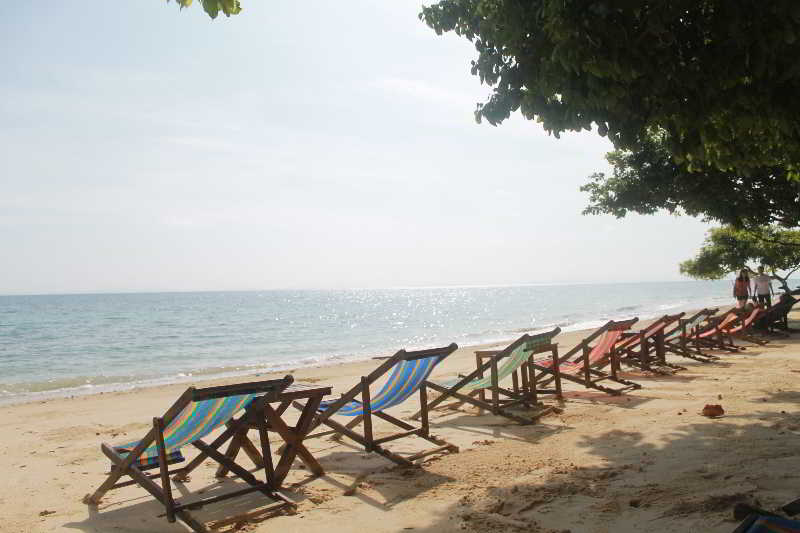 Phi Phi Relax Beach Resort