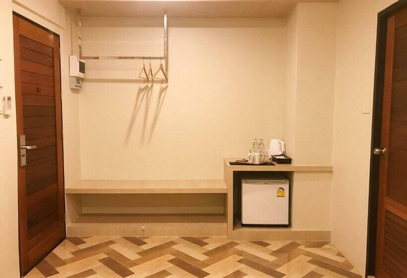 בית מלון כפרי Sj Miracle