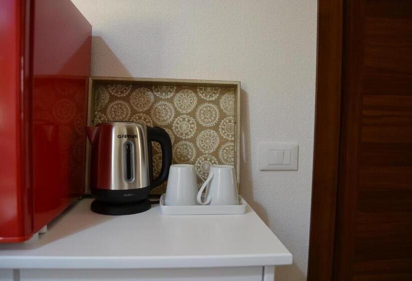 Nuscos Bed And Breakfast