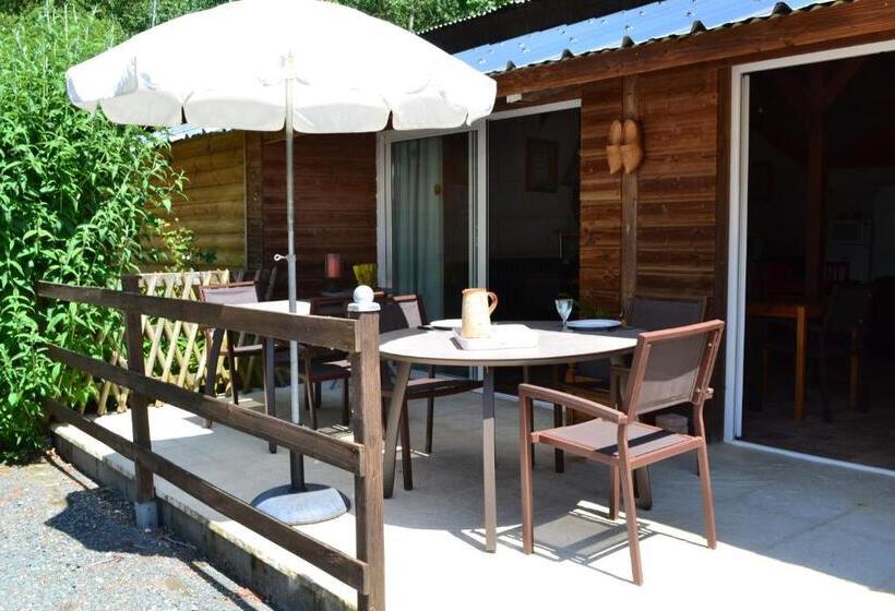 تختخواب و صبحانه Maison D'hôtes La Chouanniere