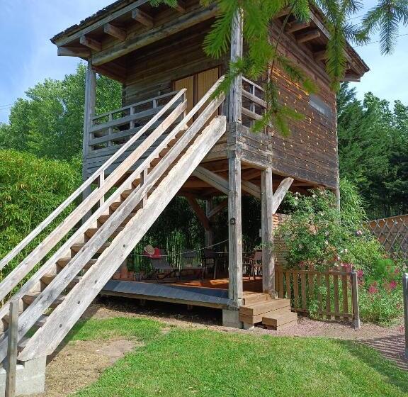 تختخواب و صبحانه Maison D'hôtes La Chouanniere