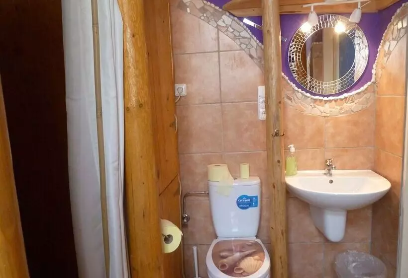 Artharmony Pension & Hostel