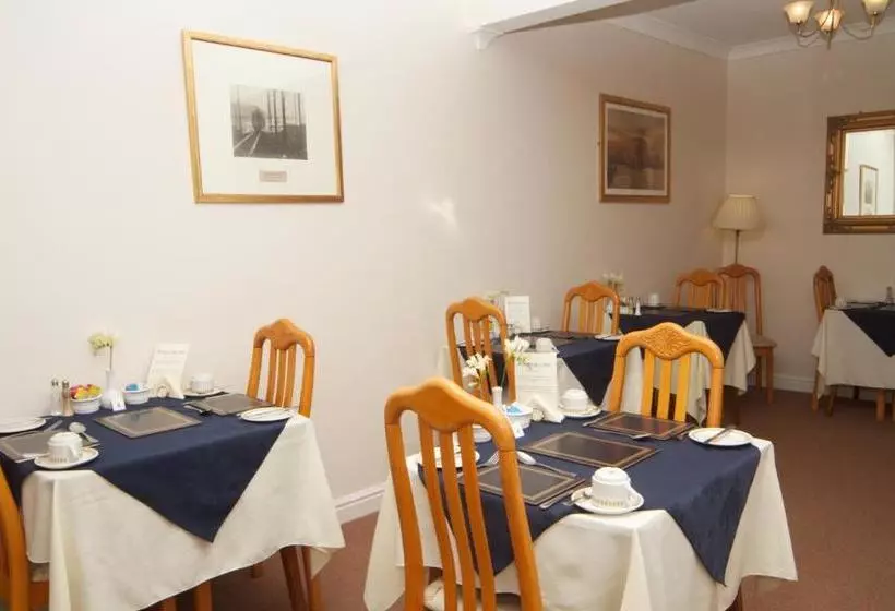 Cunard Guest House