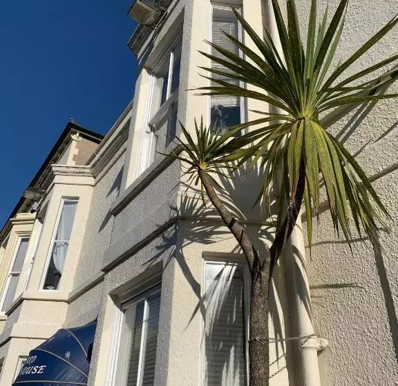 Cunard Guest House