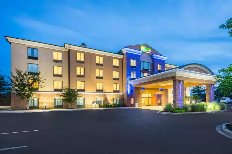 Holiday Inn Express Hotel & Suites North East, An Ihg