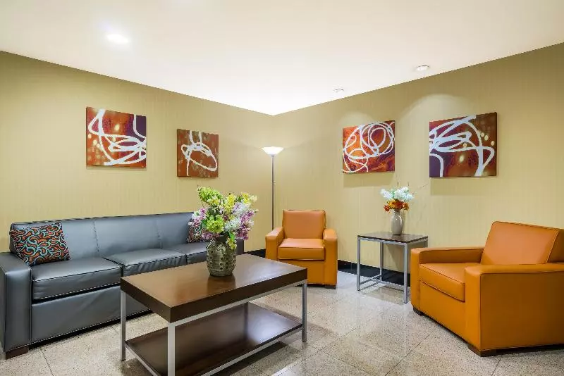 Holiday Inn Express Hotel & Suites North East, An Ihg