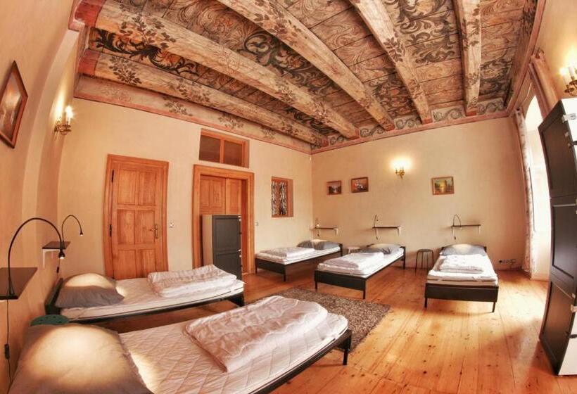 Hostel Homer Old Town Square