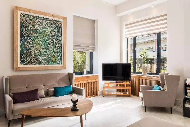 فندق Avra City Boutique