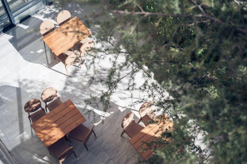 هتل Avra City Boutique