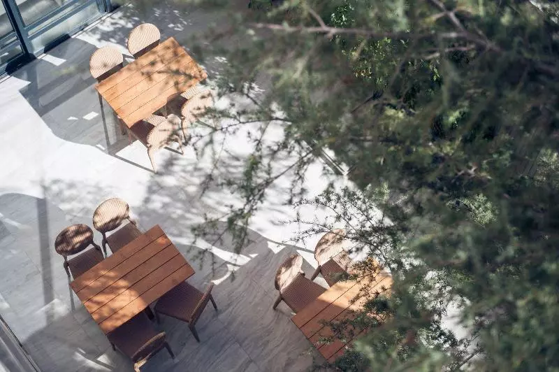 فندق Avra City Boutique