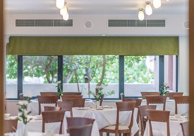 هتل Avra City Boutique