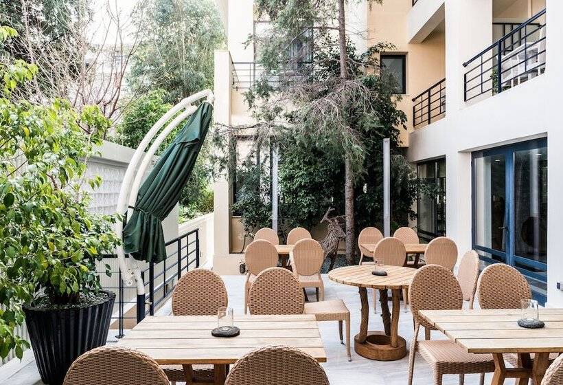 هتل Avra City Boutique