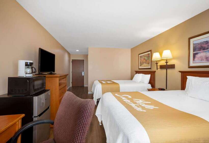 فندق Days Inn & Suites By Wyndham Cuba