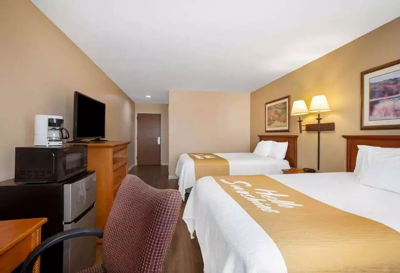 酒店 Days Inn & Suites By Wyndham Cuba