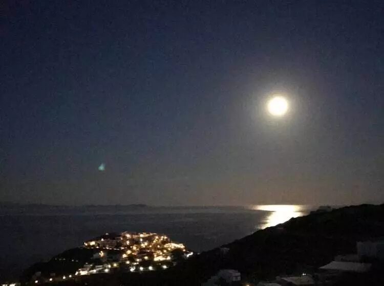 هتل Gerofinikas Boutique