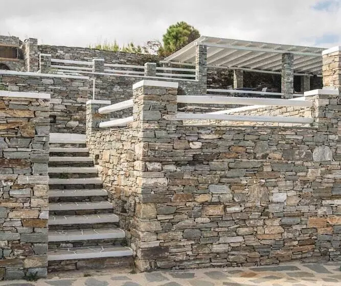 هتل Gerofinikas Boutique