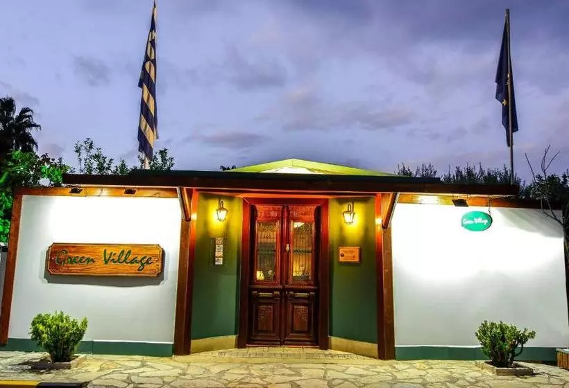 فندق Green Village