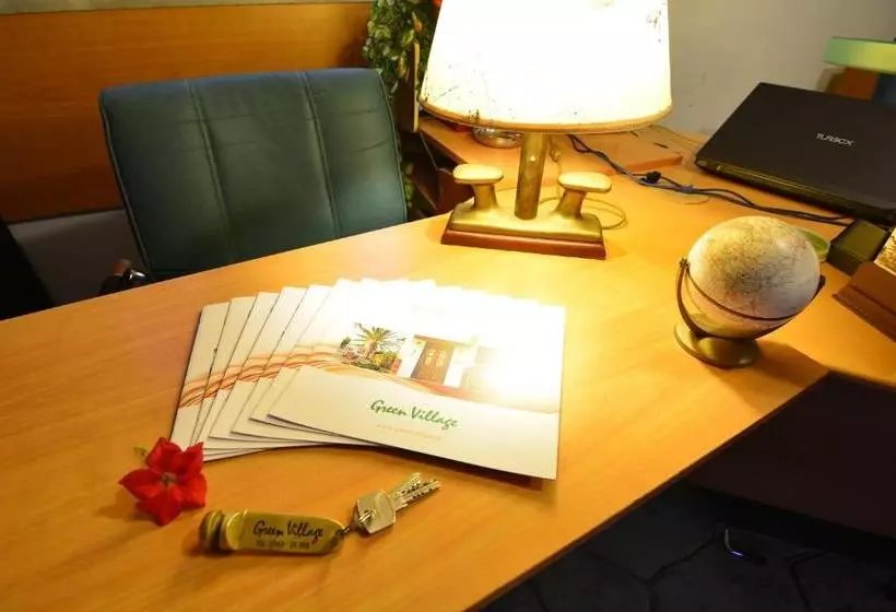 فندق Green Village