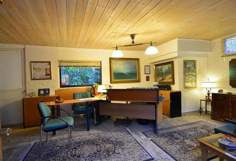 فندق Green Village