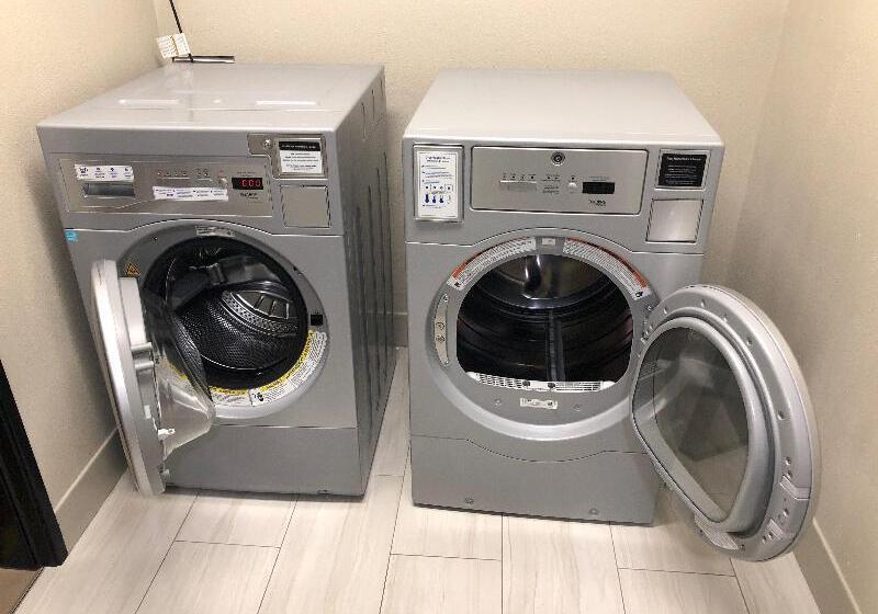 Holiday Inn Express Hotel & Suites Franklin, An Ihg