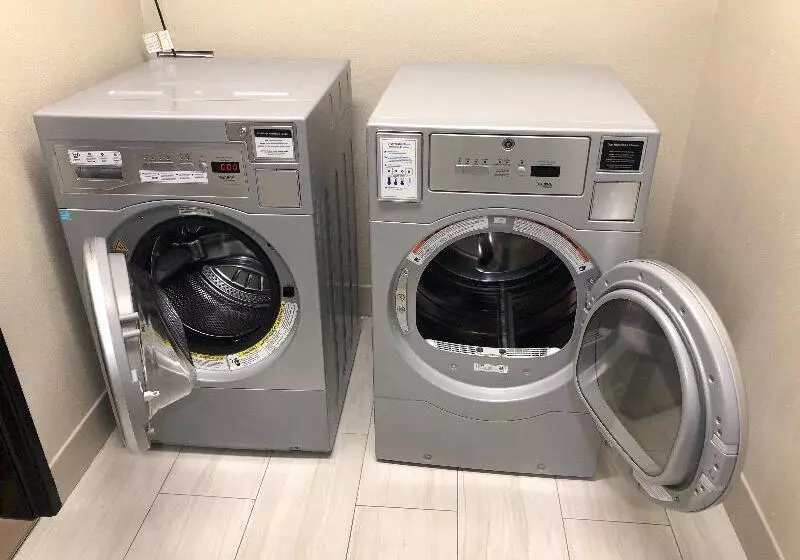 Holiday Inn Express Hotel & Suites Franklin, An Ihg