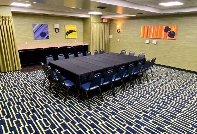 酒店 Holiday Inn Express Suites Plant City By Ihg