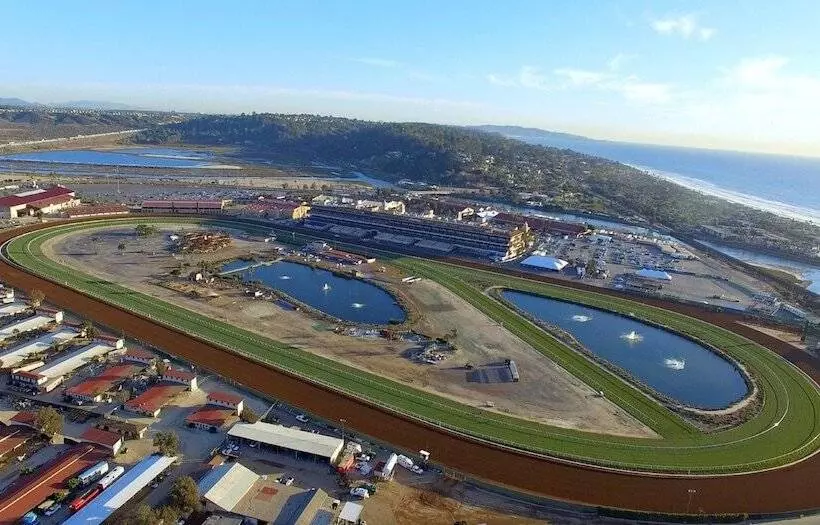 Holiday Inn Express Hotel & Suites Solana Beach Del Mar, An Ihg