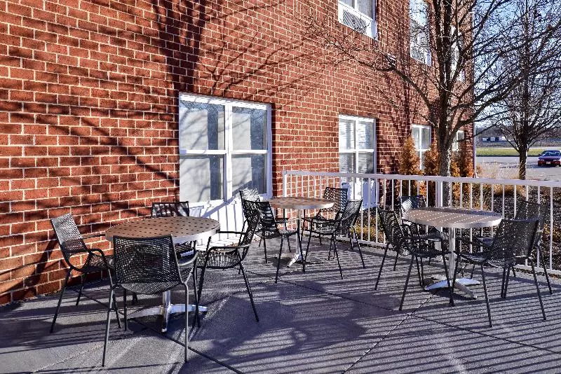 Holiday Inn Express Hotel & Suites St. Louis West O Fallon, An Ihg